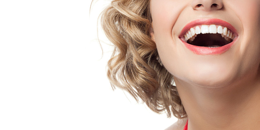 10 Dicas para manter seus dentes brancos e com saúde